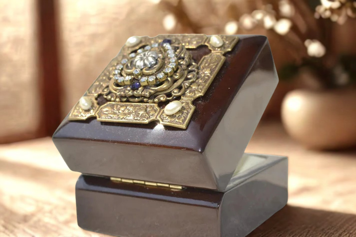 Purple Heart Jeweled Wood Ring Box – Keepsake Gift