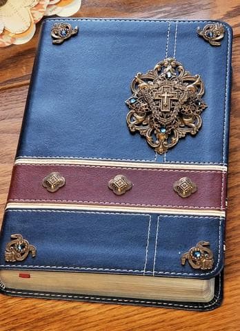 HCSB Military Family Jeweled Bible RETIRED