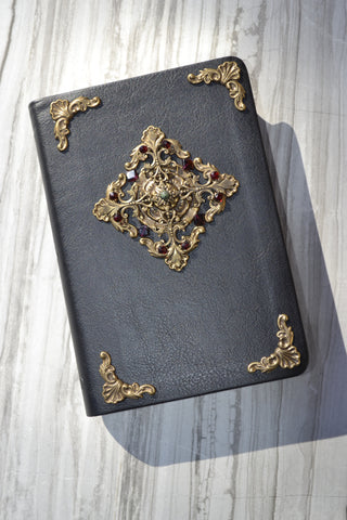 NLT Garnet and Jade Jeweled Compact Bible