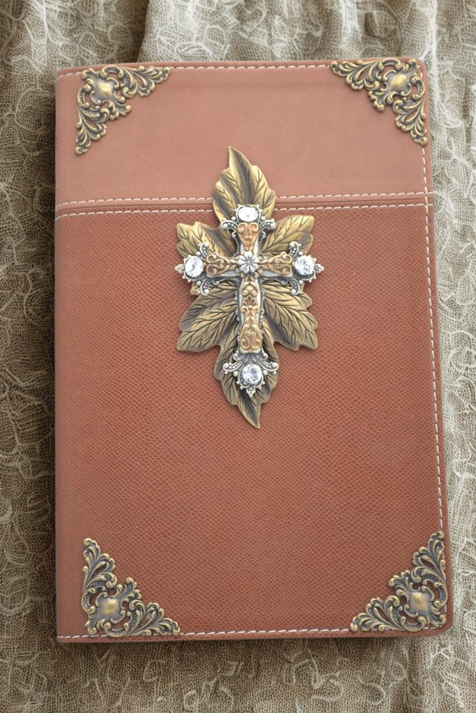 Dacole Designs personal size jeweled NIV Bible with decorative cross and gold corner accents